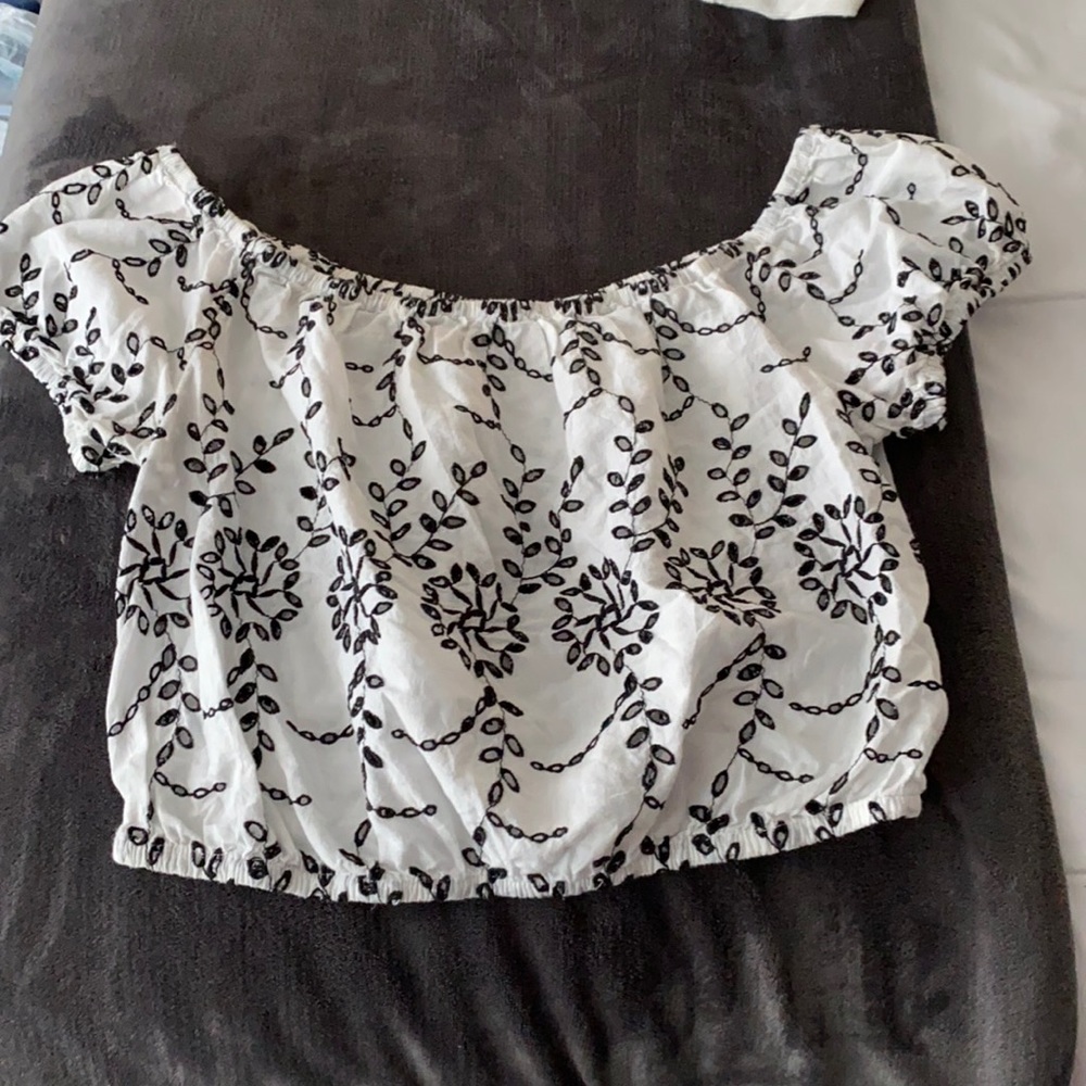 Off the shoulder black and white top